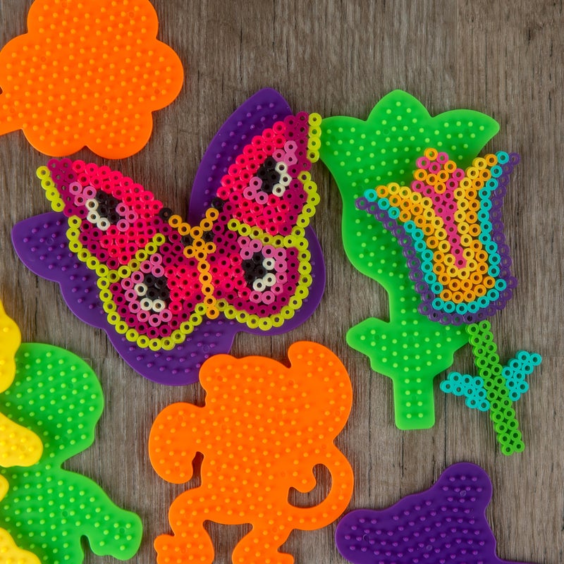 Perler 22645 Fuse Bead Pegboards 7-Pack-Boy/Girl/Bear/Monkey/Butterfly/2 Flowers - Image 5